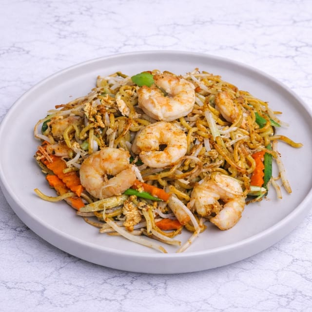 Lo Mein Noodles.