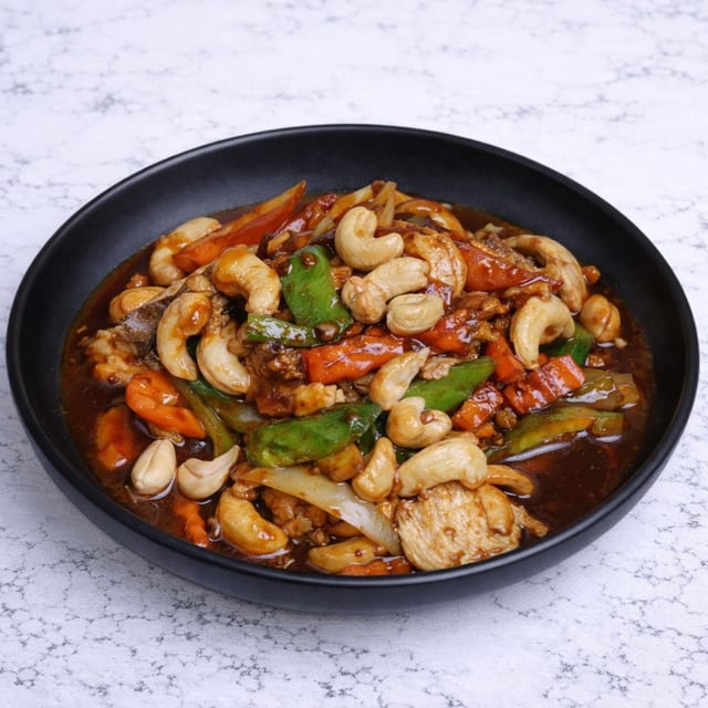Pad Cashew.